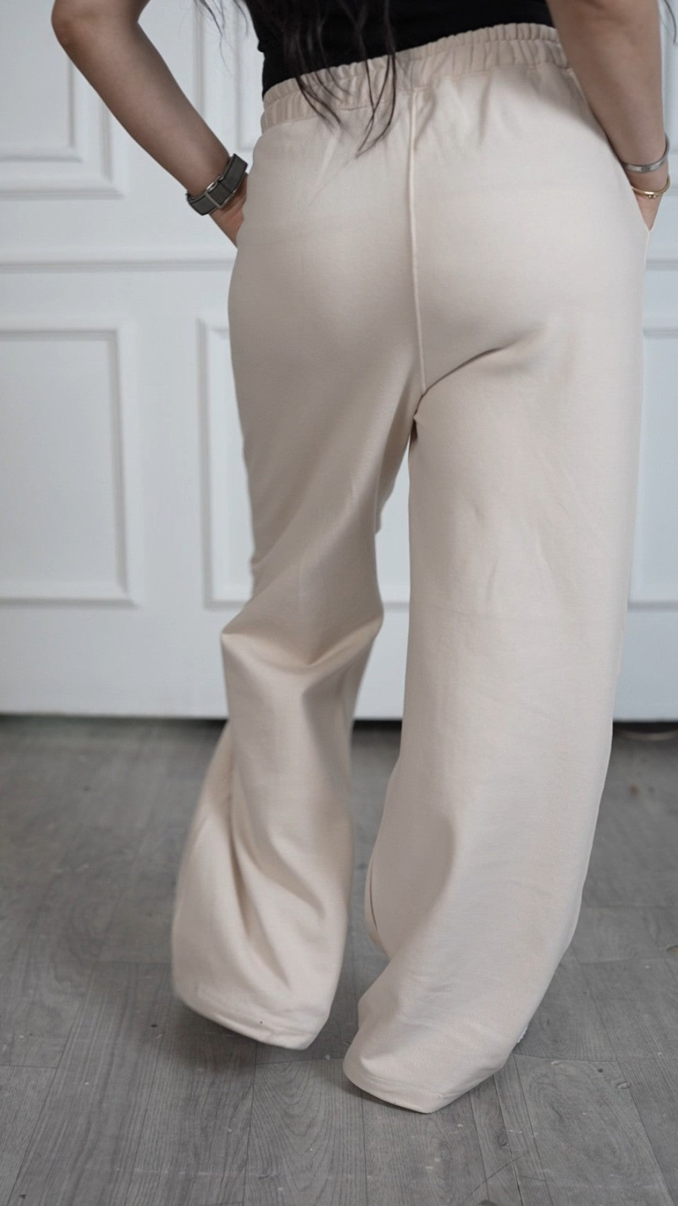 Queen pants (Beige)