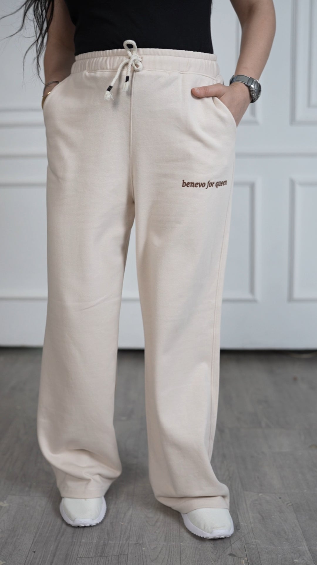 Queen pants (Beige)